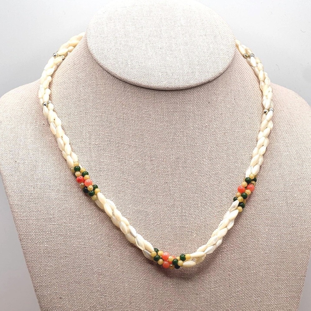 Vintage 1960s Mother of Pearl Triple Strand Necklace with Coral Jade Accents 18" - Picture 2 of 7